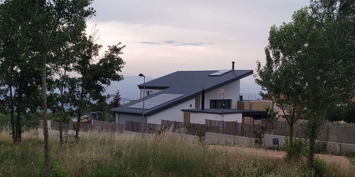 fotovoltaica casa pasiva moncalvillo